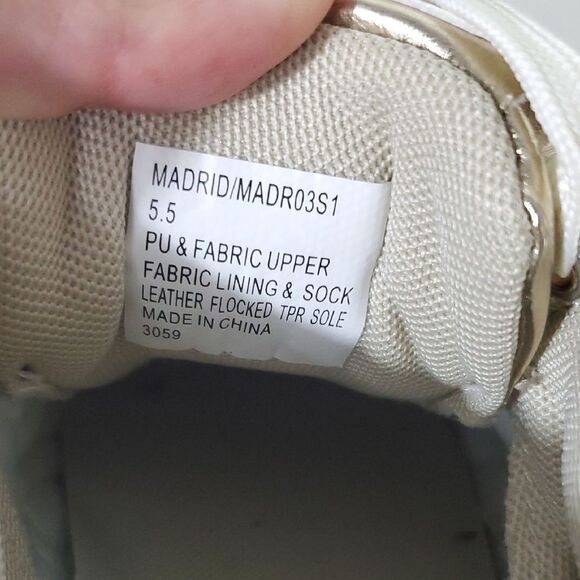 Steve Madden Madrid Metallic Gold Sneakers Gum Sole Size 5.5 - Picture 11 of 11